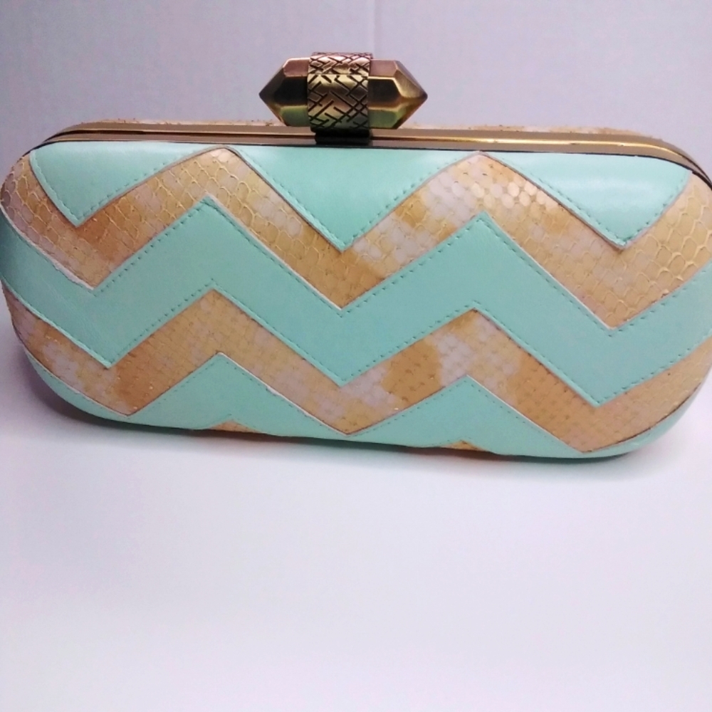 Vintage Glamour: House of Harrow 1960 Two-Toned Clutch in Golden Turquoise.
